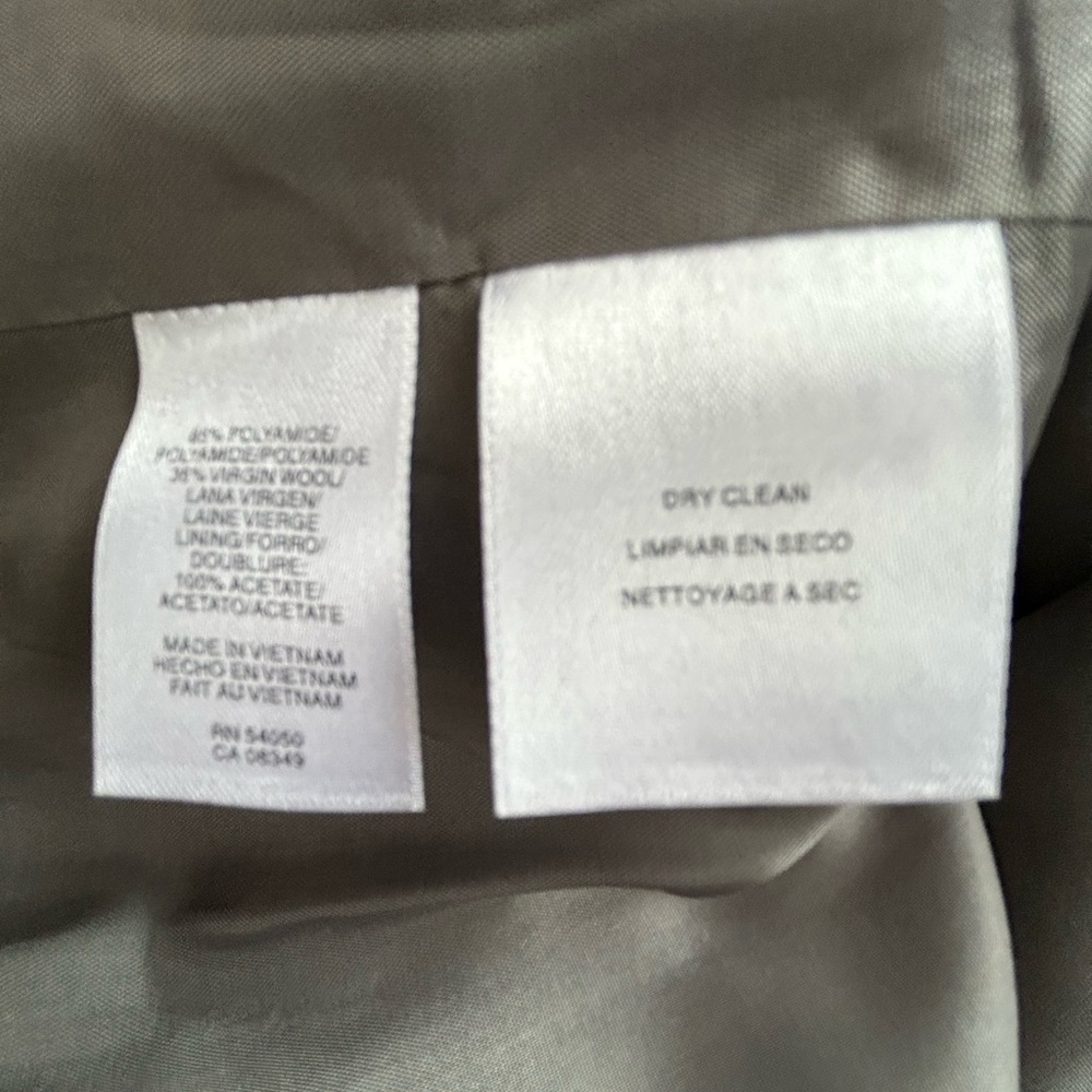 ✨ Jones New York Petite Bouclé Funnel-Neck Jacket – Silver Gray (4P) - Picture 7 of 7